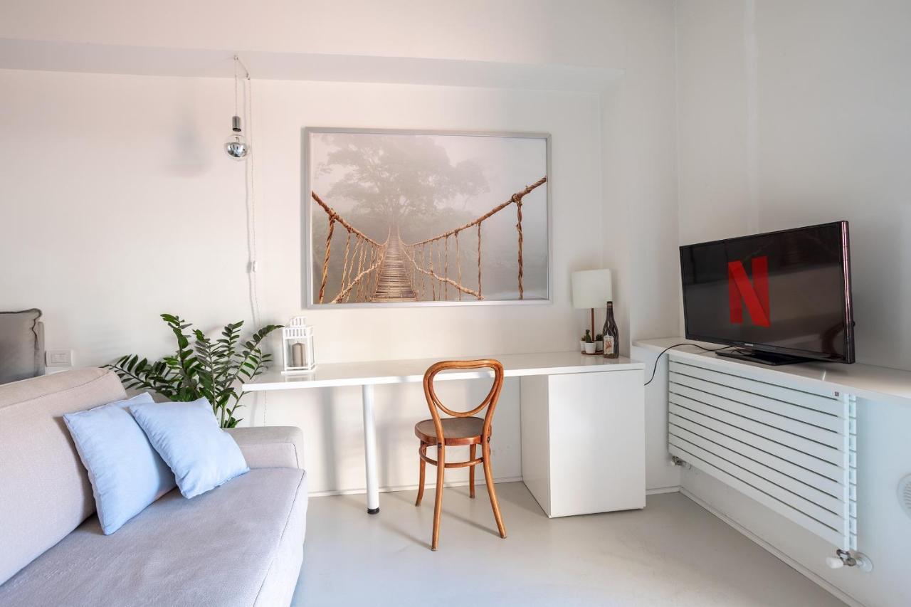 Design Loft Walking Distance Brera-Duomo With Wifi+Netflix Apartment Milan Luaran gambar