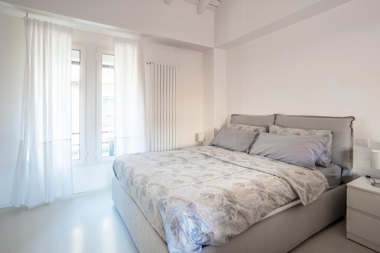 Design Loft Walking Distance Brera-Duomo With Wifi+Netflix Apartment Milan Luaran gambar